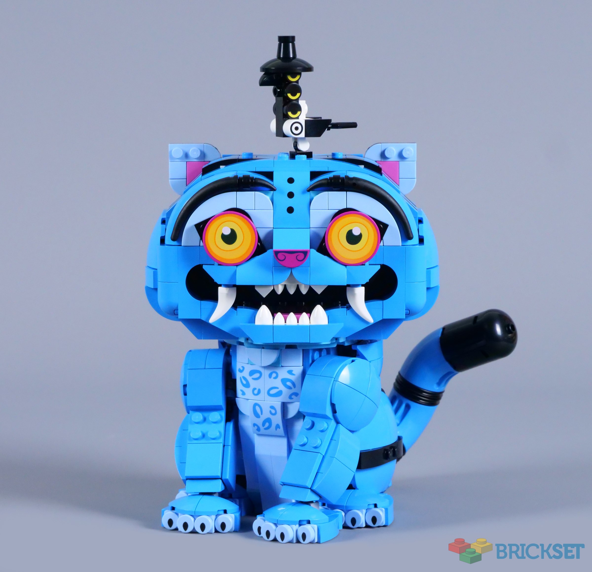 LEGO KPop Demon Hunters 72537 Derpy Tiger and Sussie Bird review